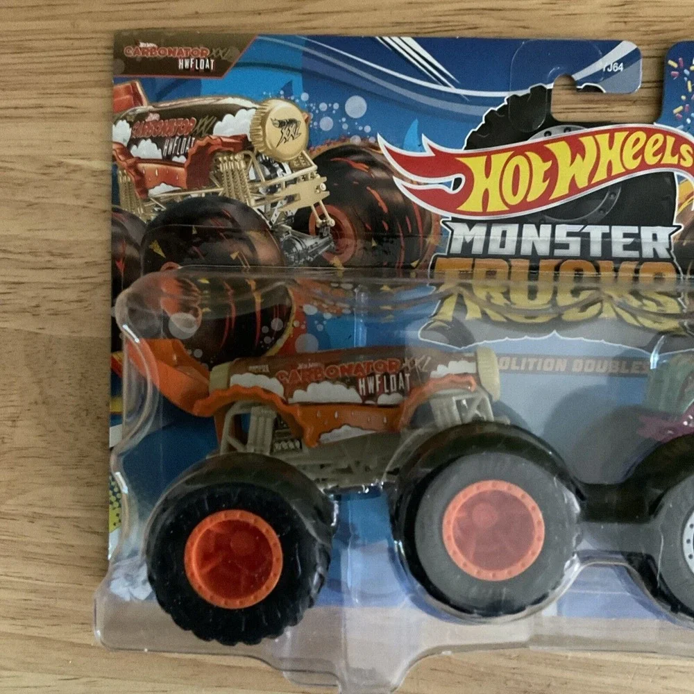 Mattel Hot Wheels Monster Trucks, Carbonator XXL HWFloat And I‎ Bad Scoop